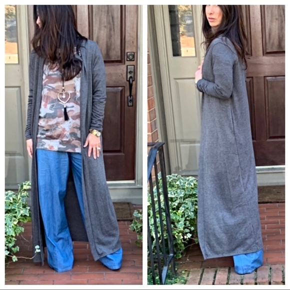 ✨LAST✨Charcoal grey long knit side pocket duster - Picture 2 of 7